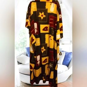 The Big One Oversized Supersoft Plush Holidays Themed Throw- Size: 60" x 72"